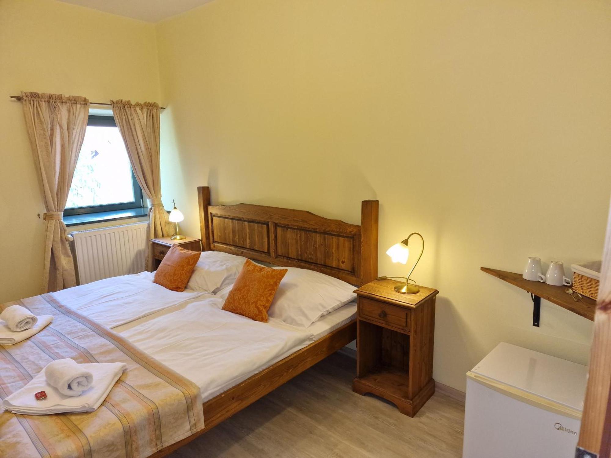 Hotel Opat Кутна Гора Екстер'єр фото