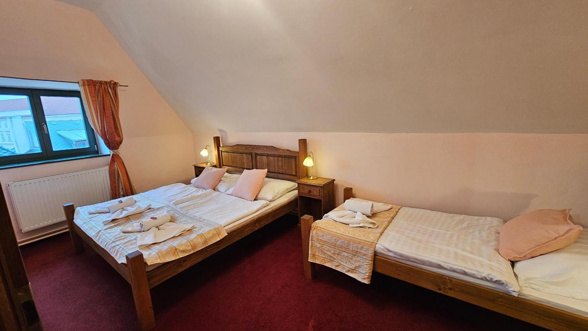 Hotel Opat Кутна Гора Екстер'єр фото